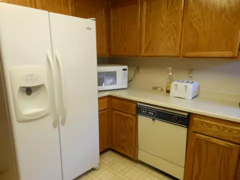 557 Cessane Walk, Redding, CA 96001 photo 3