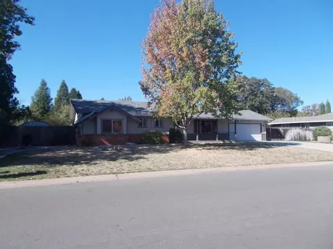 7212 Granada Dr, Redding, CA 96002 photo 1