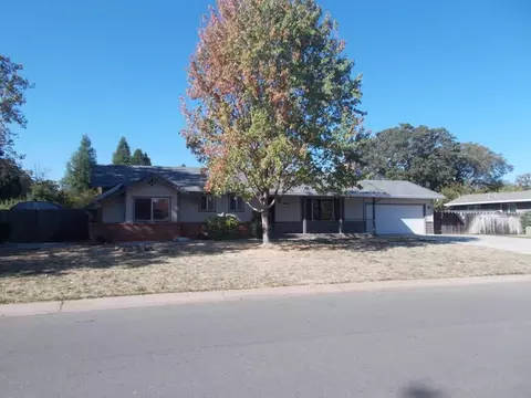 7212 Granada Dr, Redding, CA 96002 photo 3