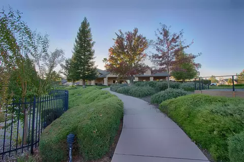 330 Vintage Path, Redding, CA 96003 photo 9