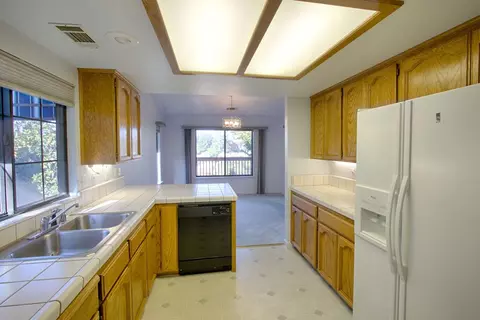 330 Vintage Path, Redding, CA 96003 photo 17