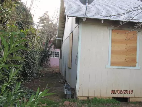 1635 Sonoma, Redding, CA 96001 photo 3