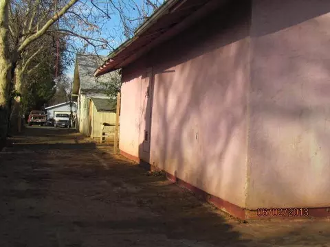 1635 Sonoma, Redding, CA 96001 photo 8