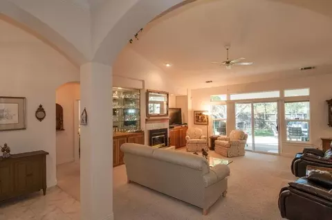 1070 River Ridge Dr, Redding, CA 96003 photo 4