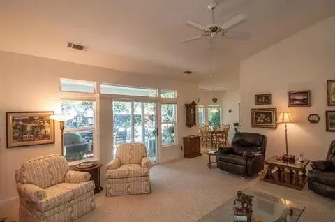 1070 River Ridge Dr, Redding, CA 96003 photo 6