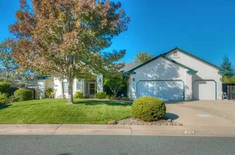 1070 River Ridge Dr, Redding, CA 96003 photo 1