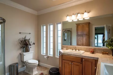 7051 Riverside Dr, Redding, CA 96001 photo 28