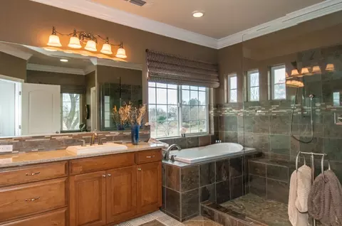 7051 Riverside Dr, Redding, CA 96001 photo 36