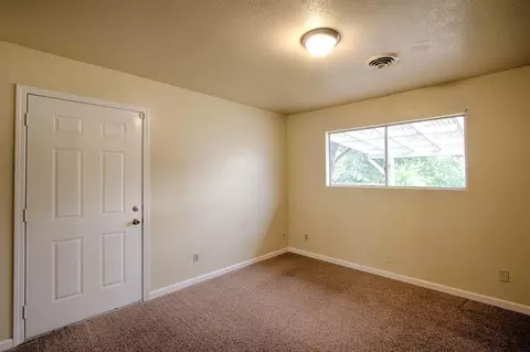 1177 Lorraine Dr, Redding, CA 96002 photo 7