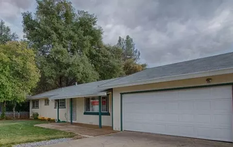 1177 Lorraine Dr, Redding, CA 96002 photo 1
