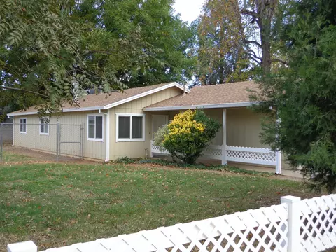 35 Rose Ln, Redding, CA 96003 photo 1