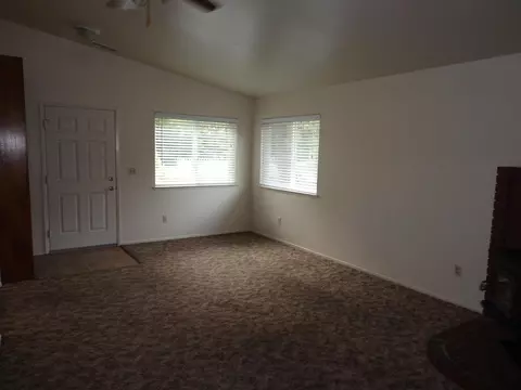 35 Rose Ln, Redding, CA 96003 photo 17