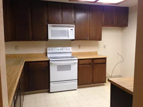 758 Coffeeberry Ln, Redding, CA 96003 photo 5