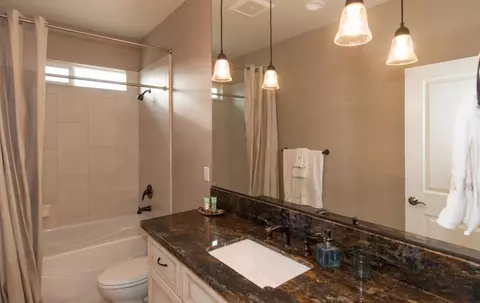 833 Coggins St, Redding, CA 96003 photo 8