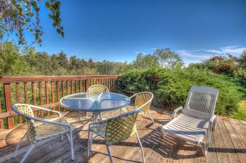 3744 Rushmore Dr, Redding, CA 96001 photo 2