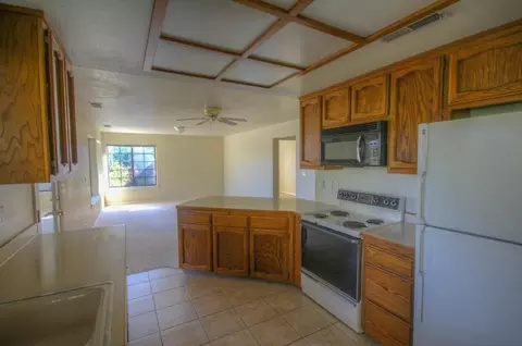 3744 Rushmore Dr, Redding, CA 96001 photo 4