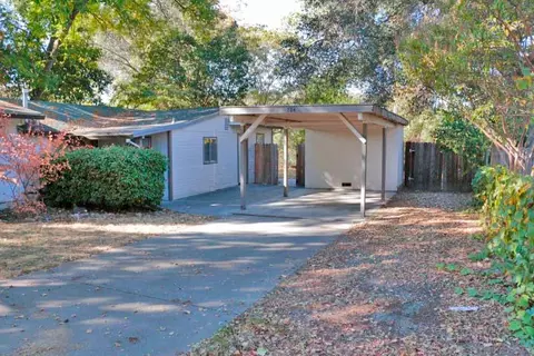 784 Musick Ave, Red Bluff, CA 96080 photo 2