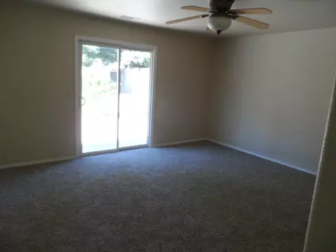 3264 Leonard St, Redding, CA 96002 photo 8
