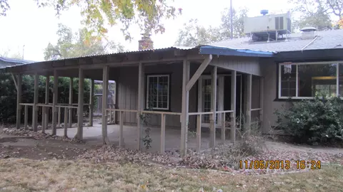 5722 Live Oak Ln, Redding, CA 96001 photo 4