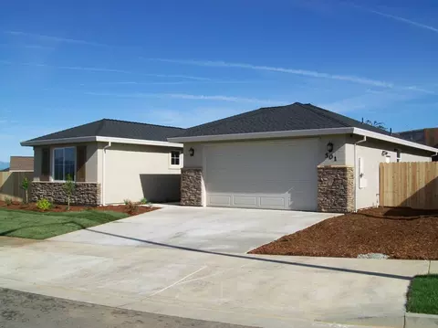 501 Mission De Oro Dr, Redding, CA 96003 photo 4