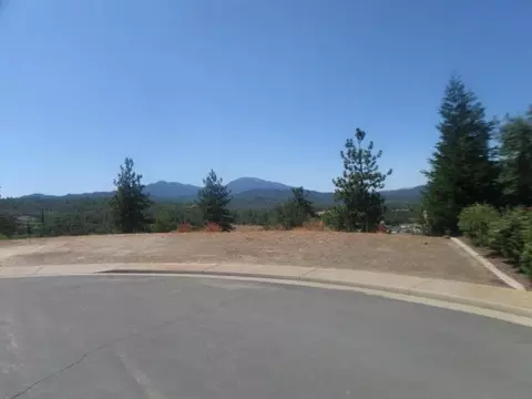 3597 Stone Ridge Pl, Redding, CA 96001 photo 4