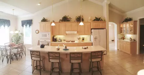 2743 Madison Riv, Redding, CA 96002 photo 7