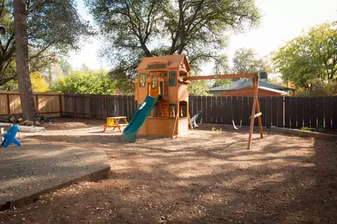 3900 El Portal Dr, Redding, CA 96002 photo 5
