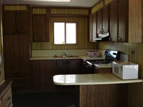 10133 Old Oregon Trl, Redding, CA 96003 photo 3