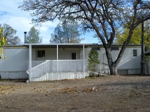 10133 Old Oregon Trl, Redding, CA 96003 photo 1