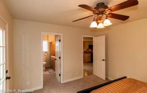 4110 Bradley Dr, Redding, CA 96003 photo 15