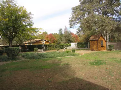 3168 Inverness St, Redding, CA 96002 photo 18