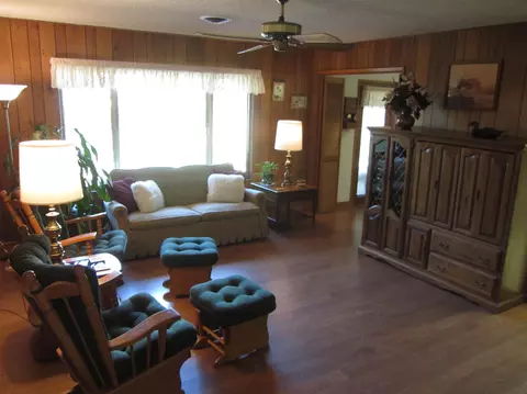 3168 Inverness St, Redding, CA 96002 photo 10