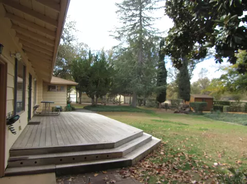 3168 Inverness St, Redding, CA 96002 photo 17