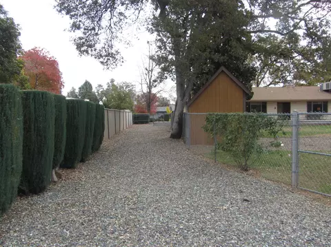 3168 Inverness St, Redding, CA 96002 photo 25
