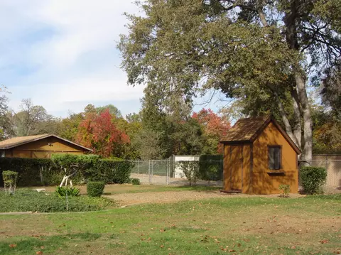 3168 Inverness St, Redding, CA 96002 photo 5