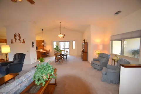 15838 Macleod, Redding, CA 96001 photo 6