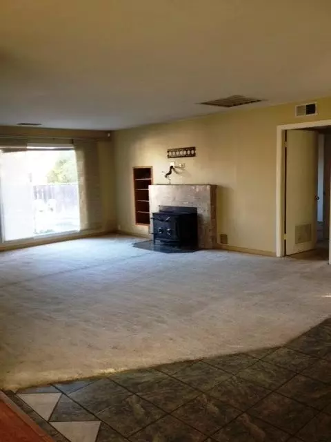 45 Mary, Red Bluff, CA 96080 photo 4