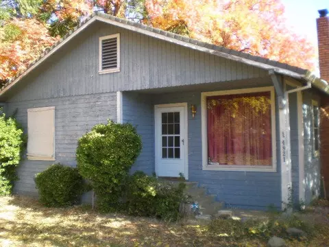 4821 Cedars Rd, Redding, CA 96001 photo 3