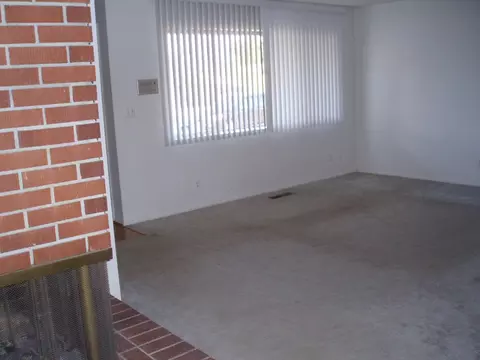 3220 Panorama Dr, Redding, CA 96003 photo 3
