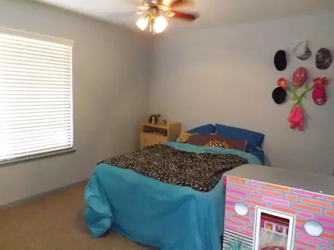 1415 Fayette Ln, Redding, CA 96003 photo 10