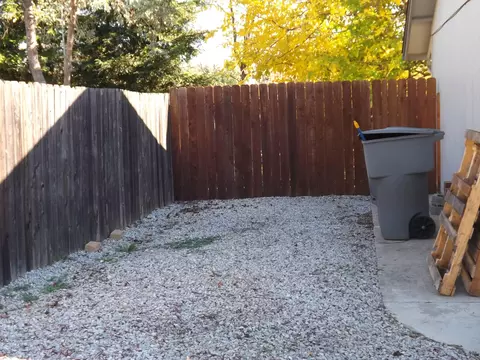 1415 Fayette Ln, Redding, CA 96003 photo 14
