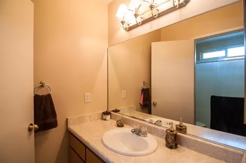 16917 Santa Barbara Dr, Redding, CA 96003 photo 9