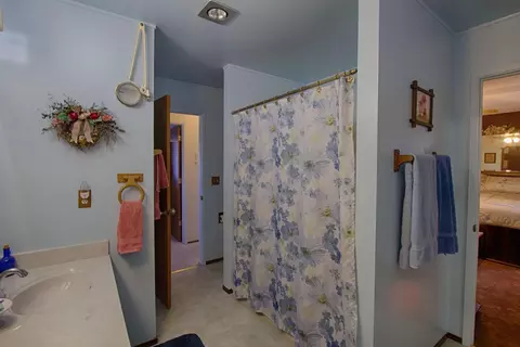 1645 Filaree Dr, Redding, CA 96002 photo 19