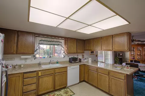 1645 Filaree Dr, Redding, CA 96002 photo 11