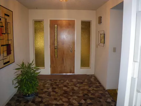 8815 Valley View Rd, Redding, CA 96001 photo 2