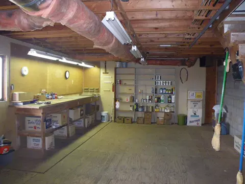 8815 Valley View Rd, Redding, CA 96001 photo 13