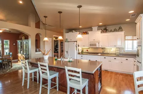 14569 Mccoy Rd, Red Bluff, CA 96080 photo 5