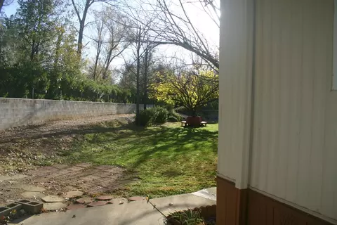 499 Bitterroot Dr, Redding, CA 96003 photo 4