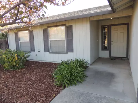 837 Wingsetter Ct, Redding, CA 96003 photo 2