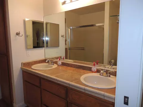 837 Wingsetter Ct, Redding, CA 96003 photo 10